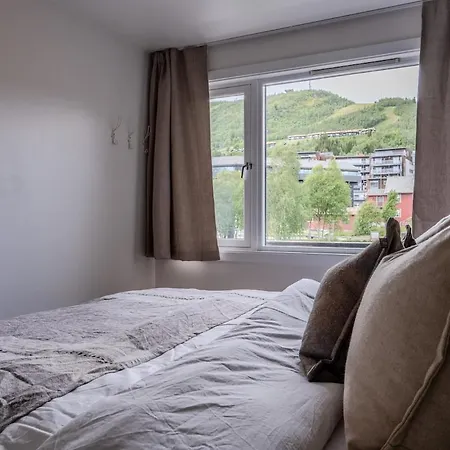Cozy Near Center Bus Nearby Apartment