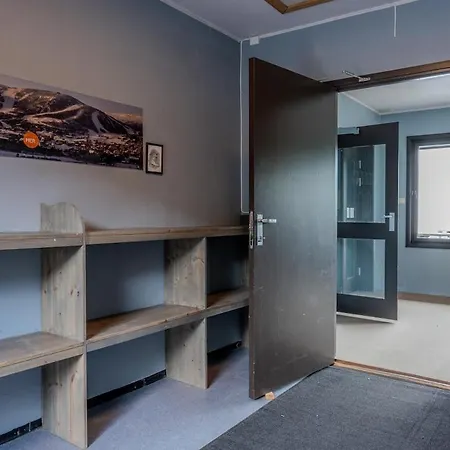 Cozy Near Center Bus Nearby Apartment *
